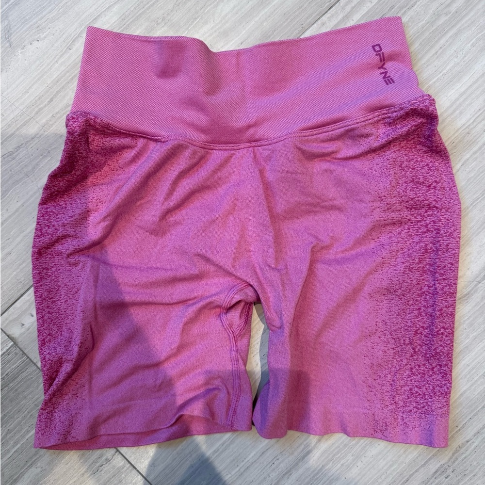 Define Magenta Women's Bike Shorts